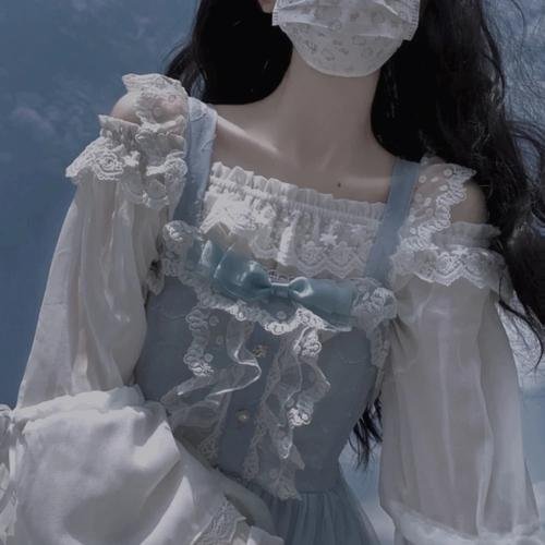 两位女巫